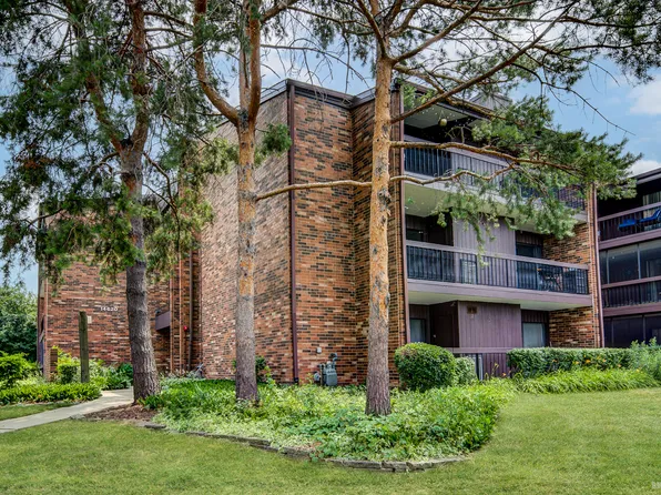 14620 Scarborough Ct APT M2, Oak Forest, IL 60452