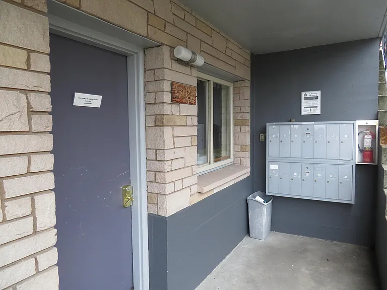304 E Thomas St #4 — Photo 8