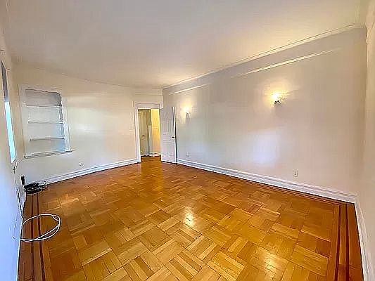 2nd image of 30 Ocean Pkwy APT 2A