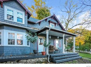52 Bedford Rd, Pleasantville, NY 10570