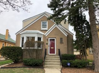 8642 Callie Ave, Morton Grove, IL 60053