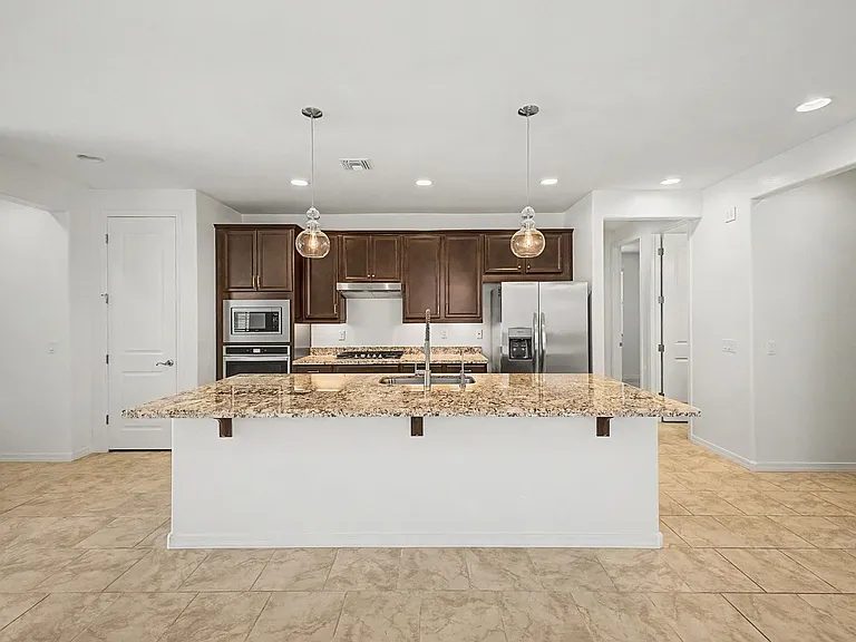 17239 W Desert Sage Dr — Photo 13