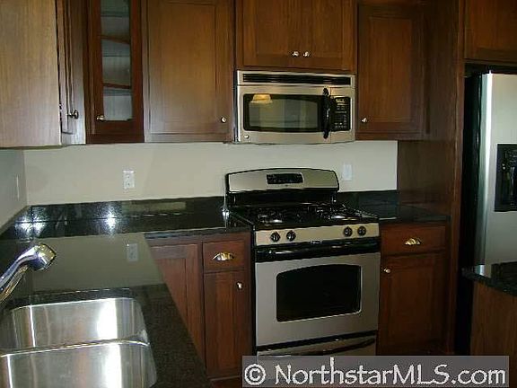 3rd image of 6823 S Pine Arbor Court S
