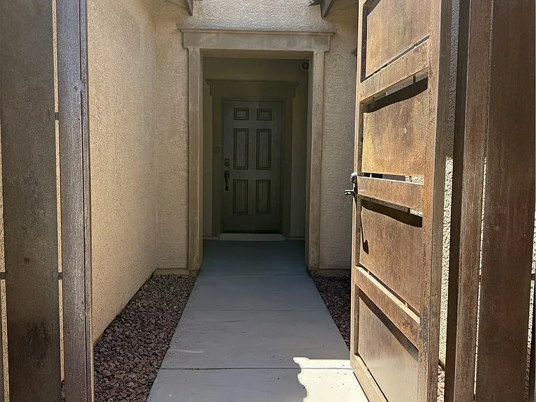 4317 Via Gallo Ct — Photo 5