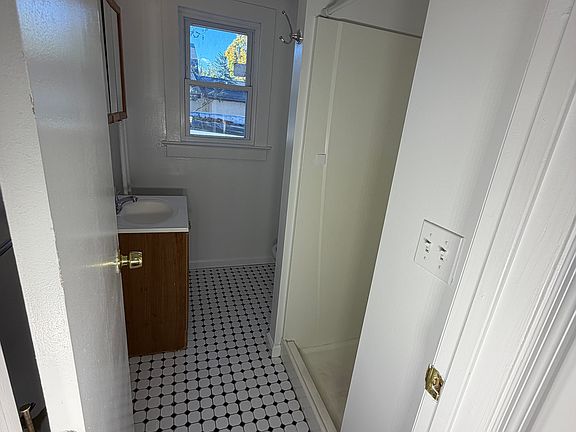 5th image of 53 S Washington St APT 2S