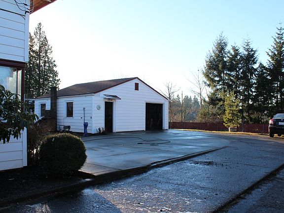 2nd image of 6426 Berkshire Dr