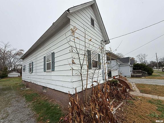 3rd image of 504 W South St
