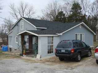 1139 Crewdson Dr, Bowling Green, KY 42101