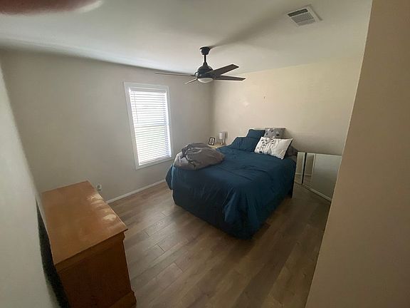 5th image of 115 Los Peces St