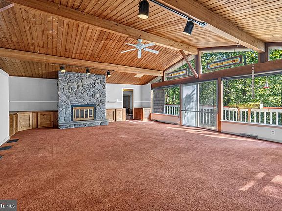 3rd image of 1310 Boyd Rd