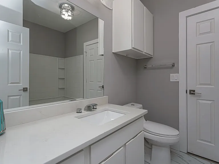 Elora Place Apartments — Photo 15