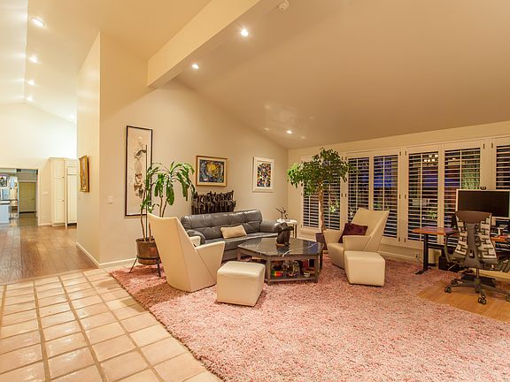 3rd image of 2551 Joseph Dr