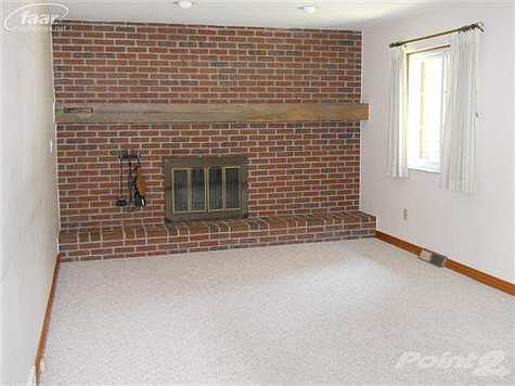 4th image of 493 Franconian Dr E
