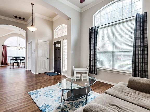 5th image of 1500 Wildflower Ln