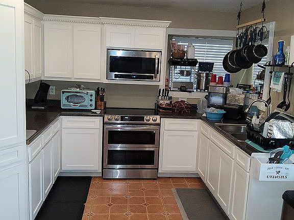 2nd image of 1548 Zamora Dr