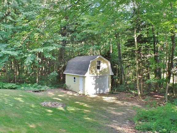 4th image of 17210 Outer Dr