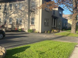 724 Blossom Rd APT 3, Rochester, NY 14610