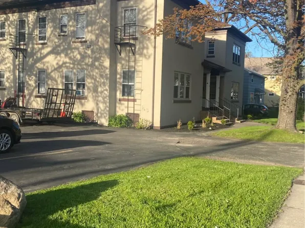 724 Blossom Rd APT 3, Rochester, NY 14610