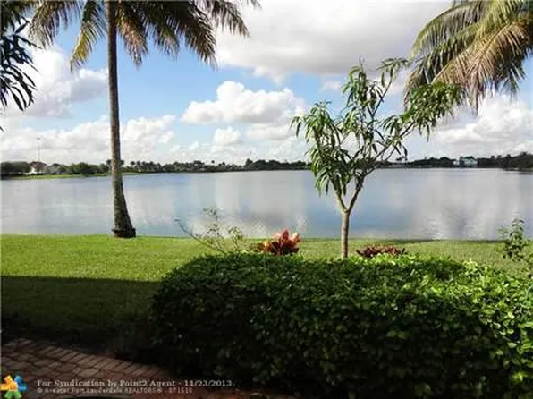 602 NW 173rd Ter, Pembroke Pines, FL 33029