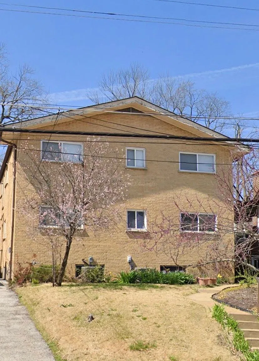 2 bed, 800 sqft, $1,095 — Photo 1