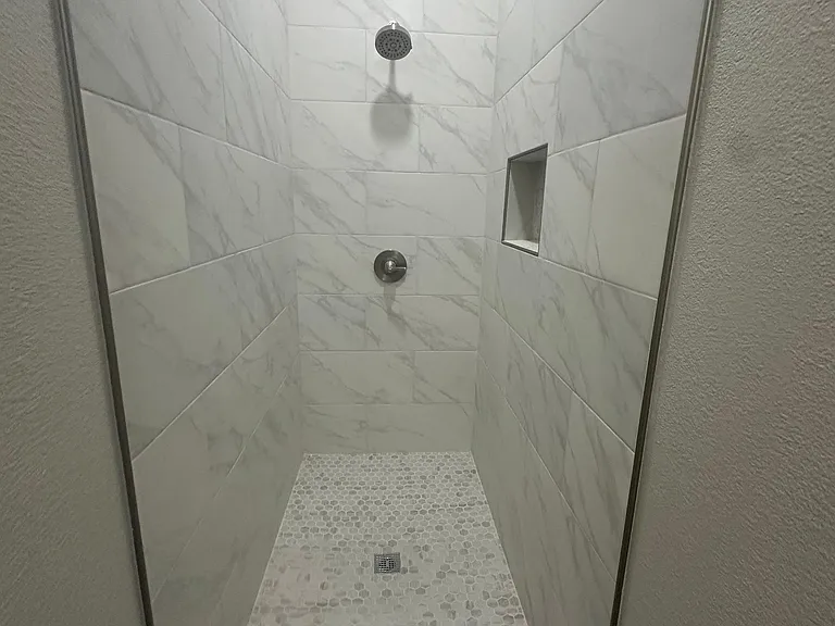 1710 Golden Way #B — Photo 28