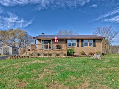 4493 Peak Creek Rd, Pulaski, VA, 24301