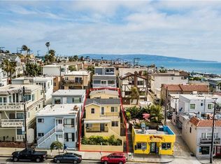 320 Rosecrans Ave #A, Manhattan Beach, CA 90266