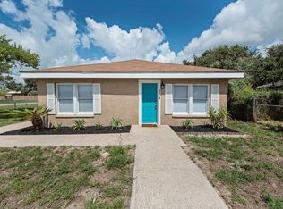 204 N 8th St, Aransas Pass, TX 78336