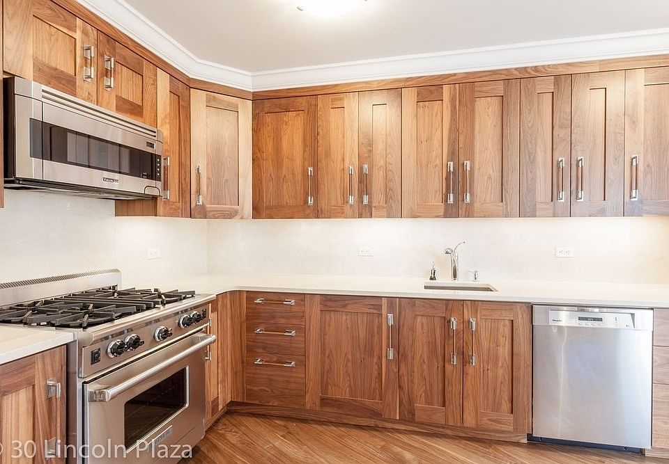 1st image of 30 W 63rd St APT 30J