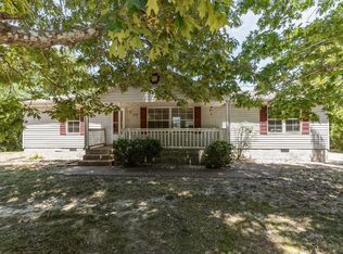 1835 Jim Kim Rd, Palmyra, TN 37142