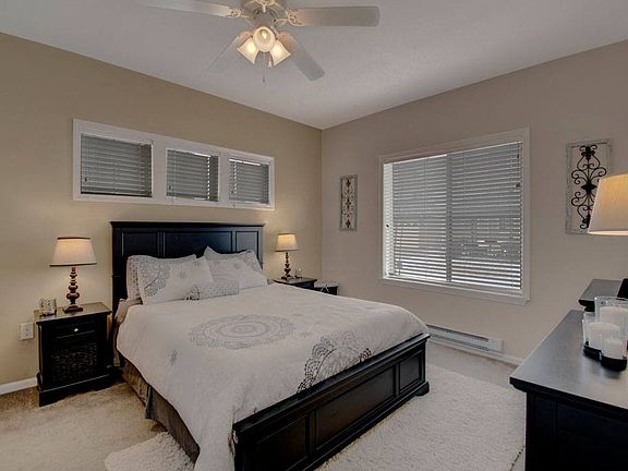 5th image of 1100 42nd St W #1104-101