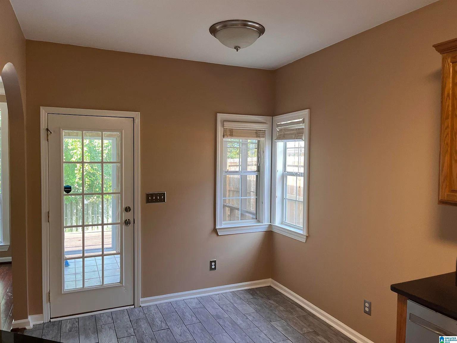 3 bed, 2.0 bath, $1,950 — Photo 2