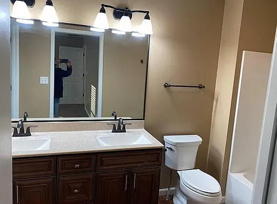 Unit Photo