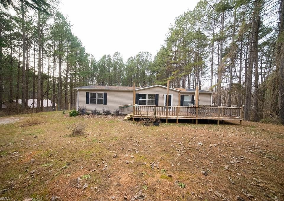 1st image of 210 Barbary Dr