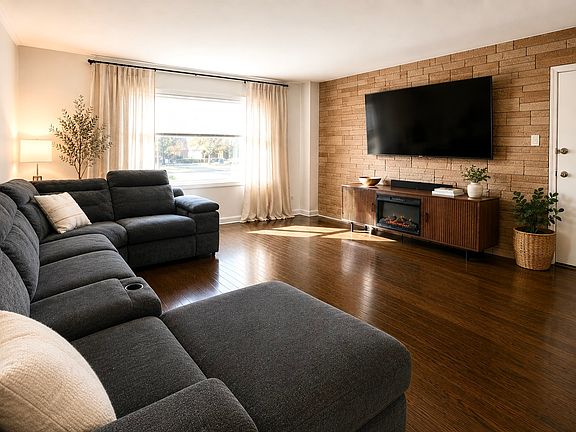 2nd image of 147 Dodge Ave APT 1