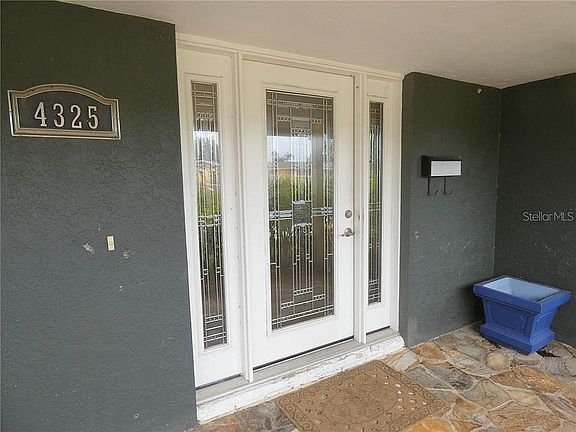 3rd image of 4325 50th Ave S