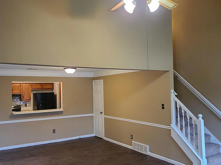 5791 Plum Valley Dr — Photo 5