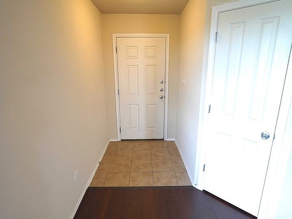 4th image of 5011 Braden Gate