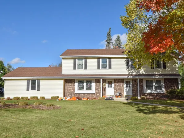 W52N175 Fillmore AVENUE #177, Cedarburg, WI 53012