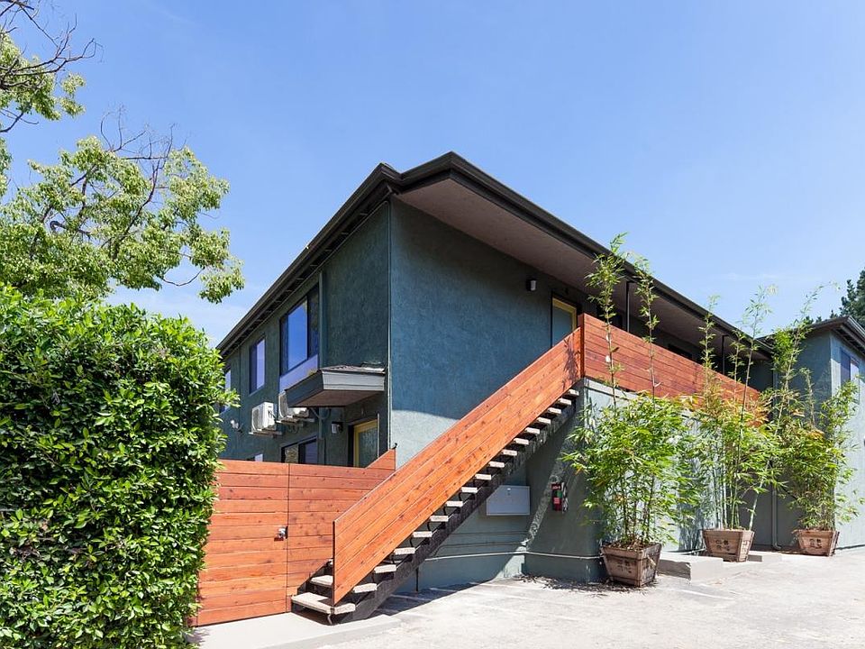 1st image of 229 S Avenue 60