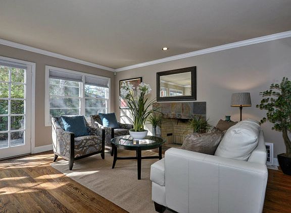 3rd image of 343 Barton Pl