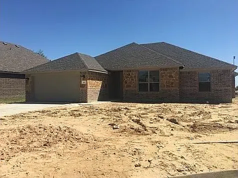 402 Lighthouse Ct — Photo 1