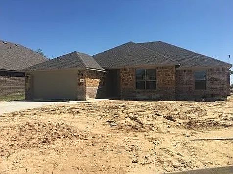 1st image of 402 Lighthouse Ct