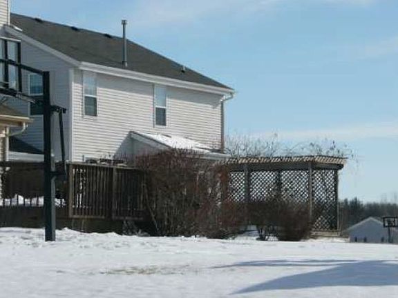 2nd image of 704 Chadwick Dr