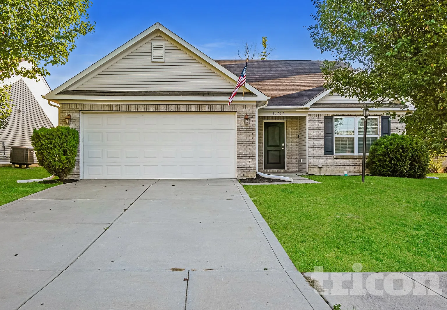 10707 Tedder Lake Drive Indianapolis IN — Photo 2