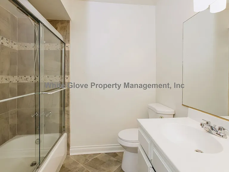 205 S Redwood Ave #33 — Photo 9