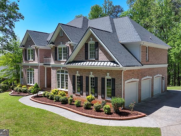 2nd image of 166 Windrift Dr