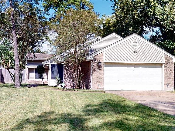 2nd image of 8711 Pines Place Dr