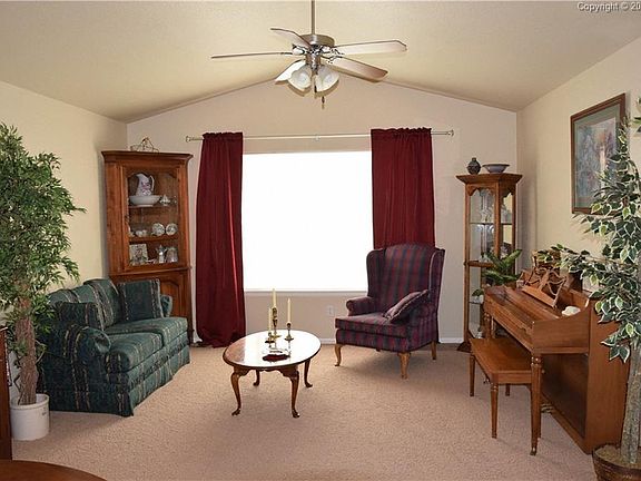 2nd image of 9467 Shinnecock Ct