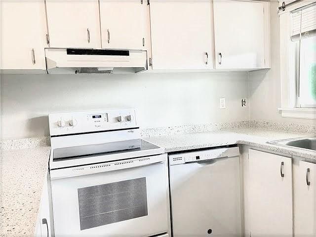 1st image of 5816 200th St SW